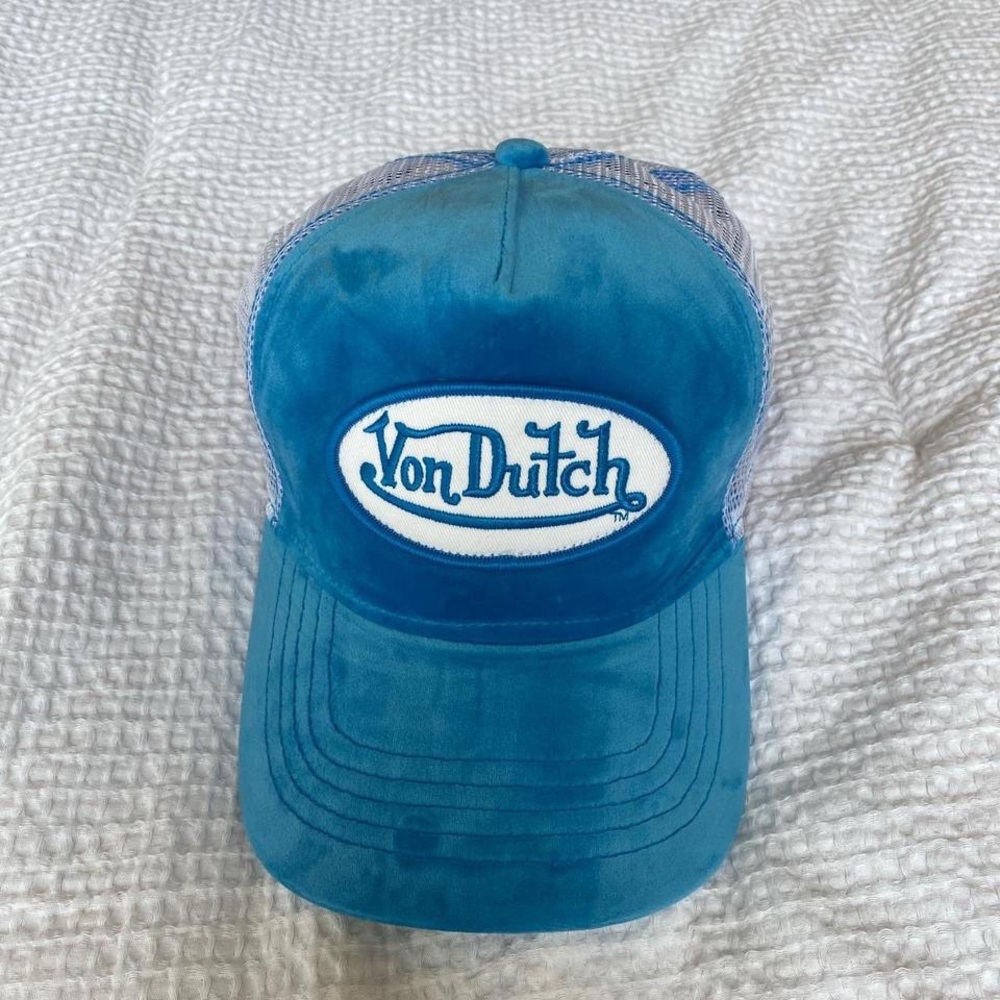 Von Dutch trucker hat